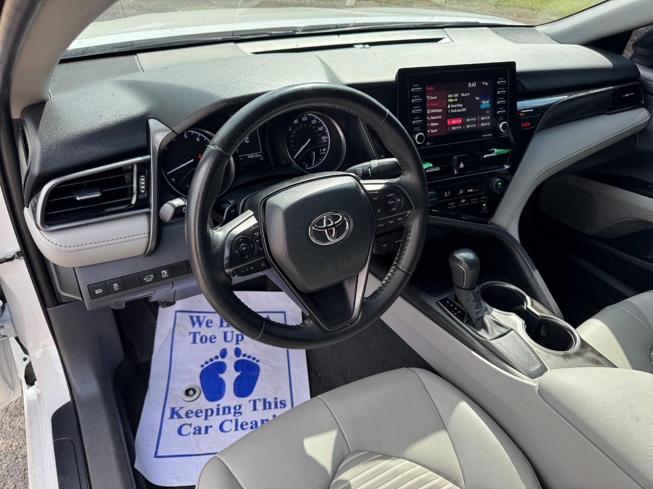 Toyota Camry  2021
