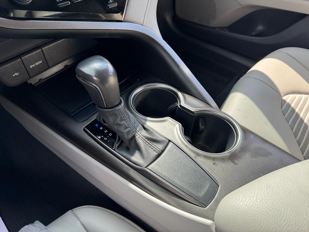 Toyota Camry  2021