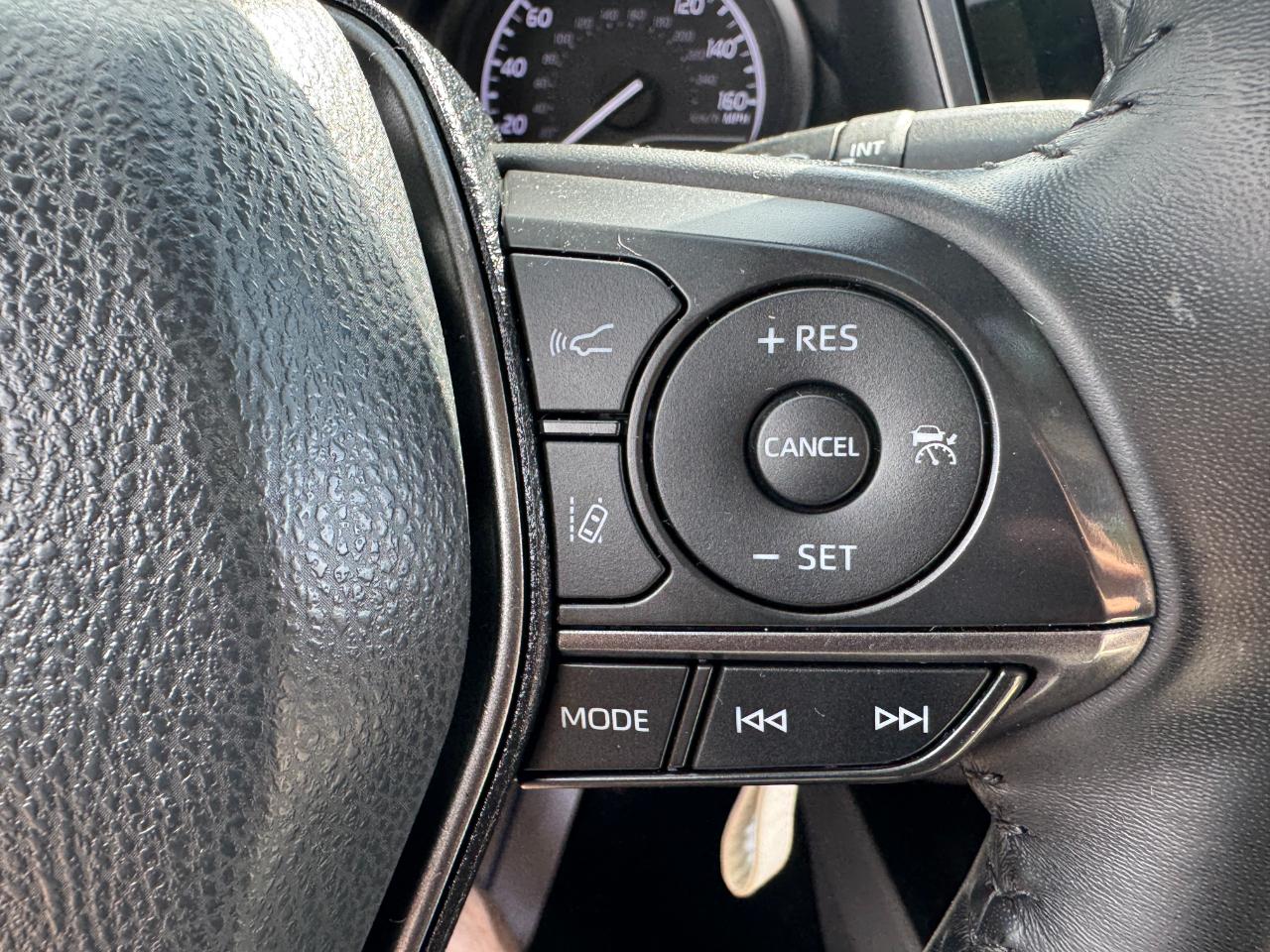 Toyota Camry  2021