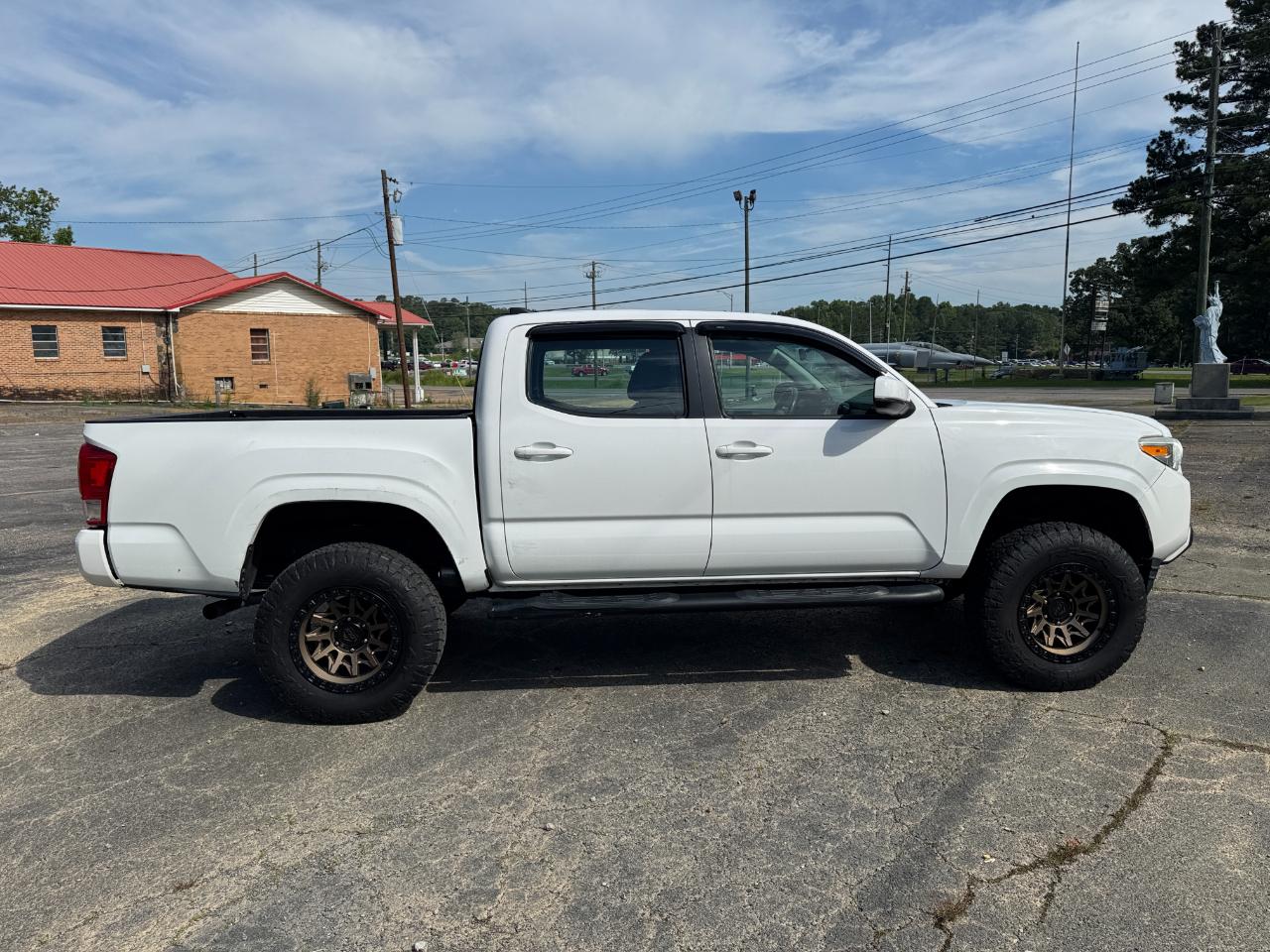 Toyota Tacoma  2017