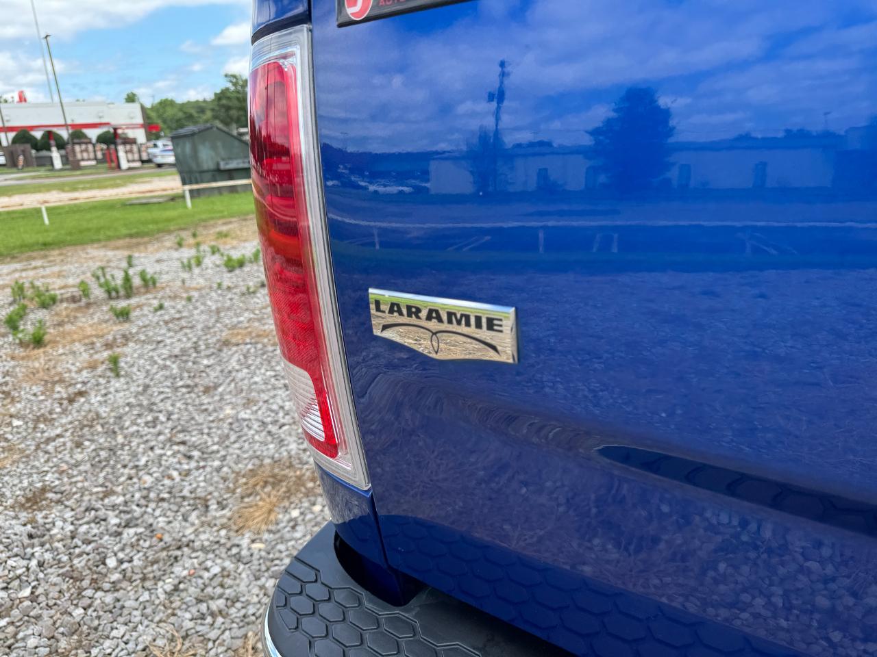 RAM 1500 Laramie Crew Cab SWB 4WD 2016