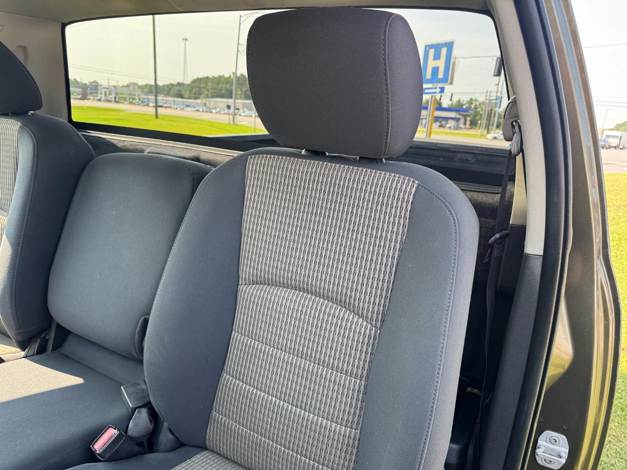 RAM 1500 ST SWB 2WD 2012