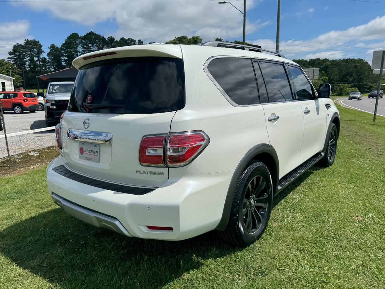 Nissan Armada Platinum 2WD 2017