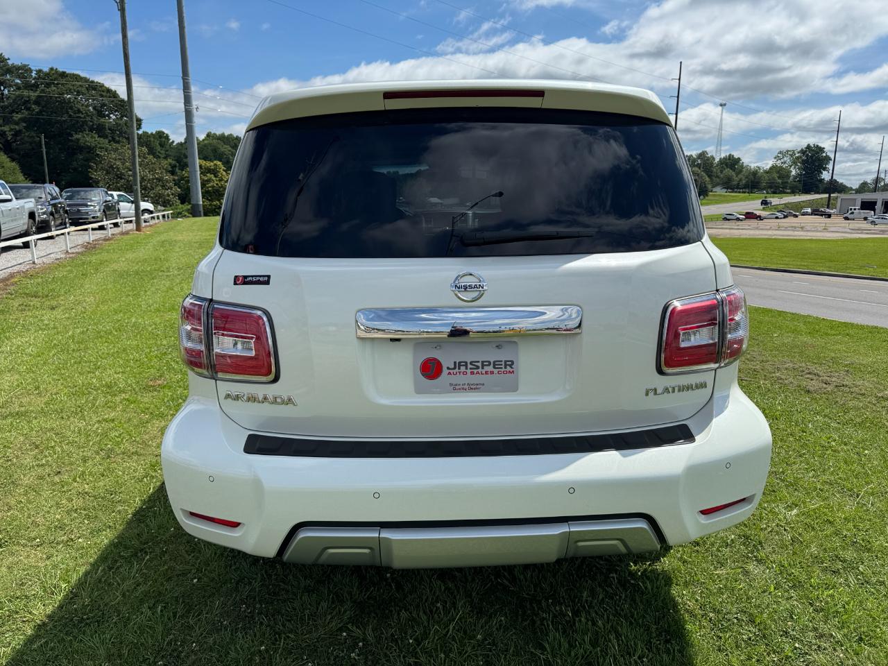 Nissan Armada Platinum 2WD 2017