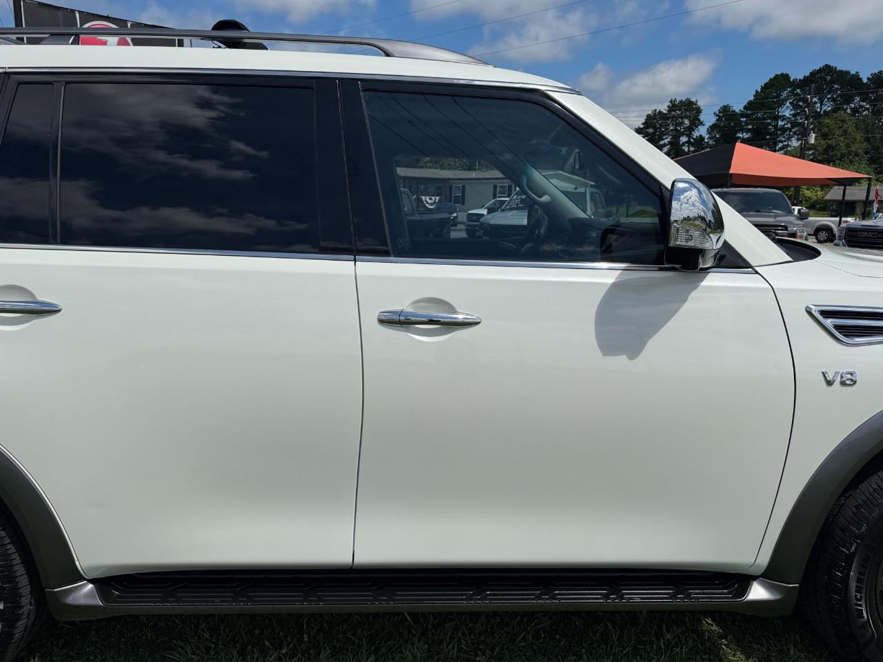 Nissan Armada Platinum 2WD 2017