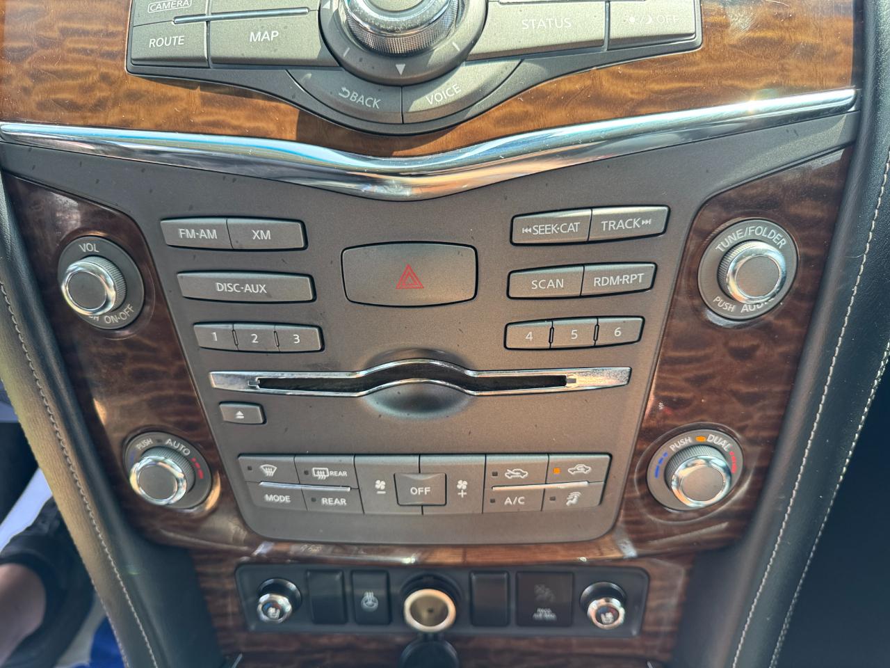 Nissan Armada Platinum 2WD 2017