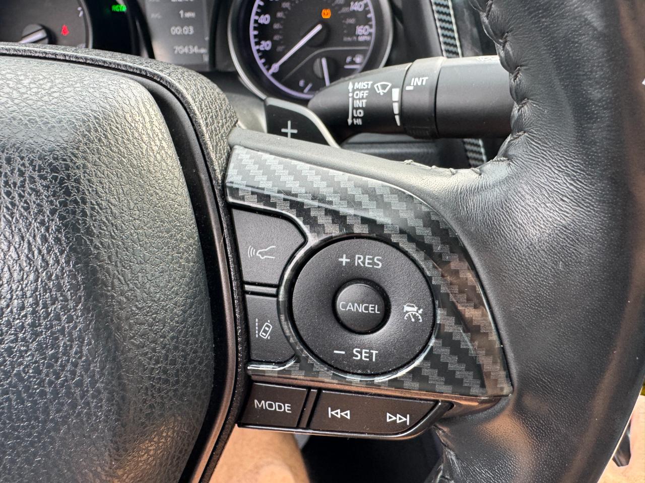Toyota Camry SE 2021