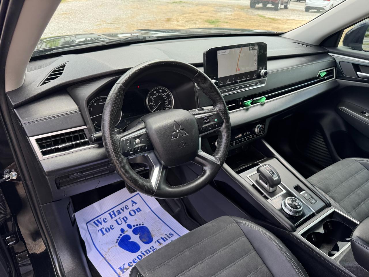 Mitsubishi Outlander SE 4WD 2022