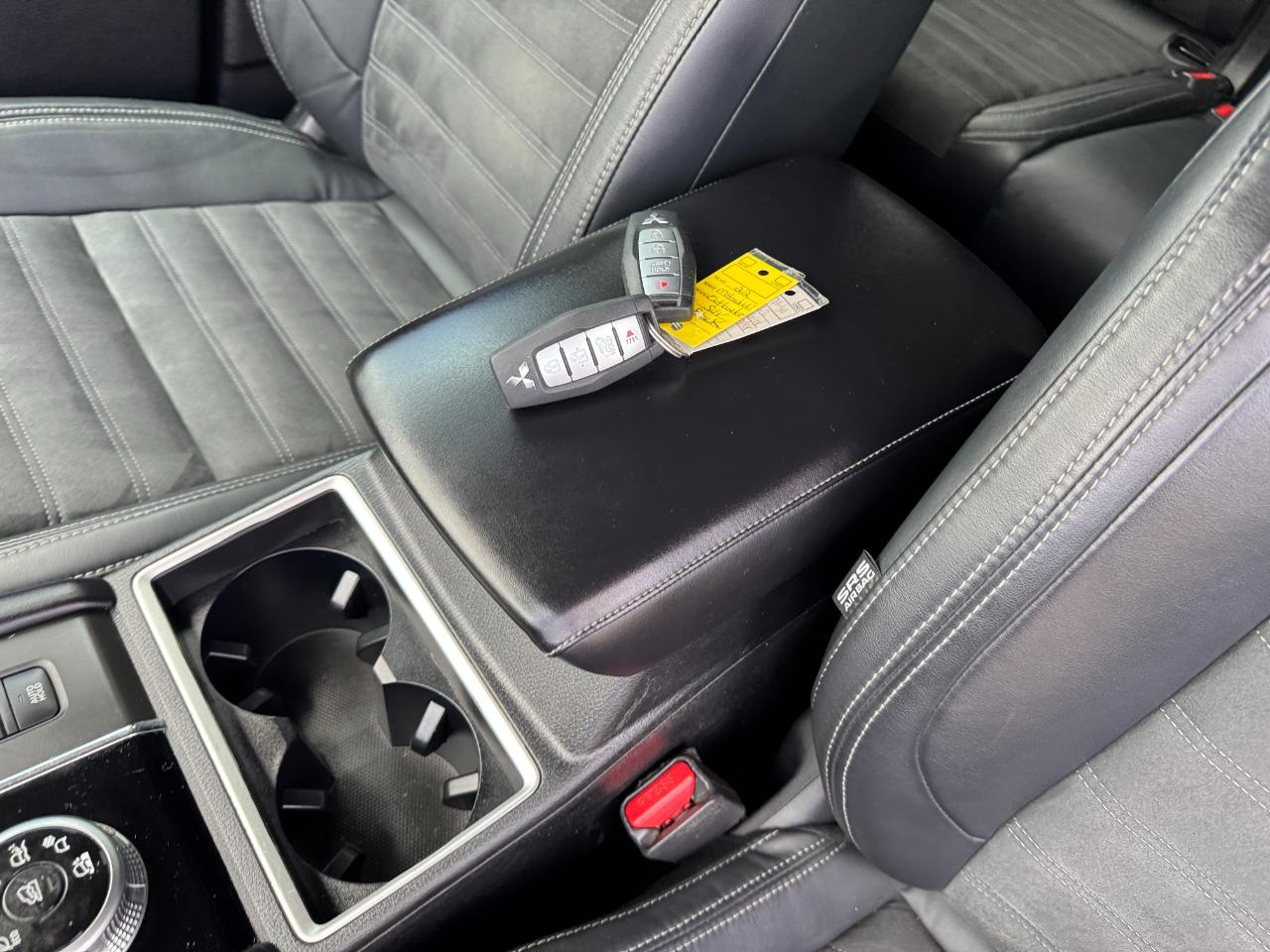 Mitsubishi Outlander SE 4WD 2022