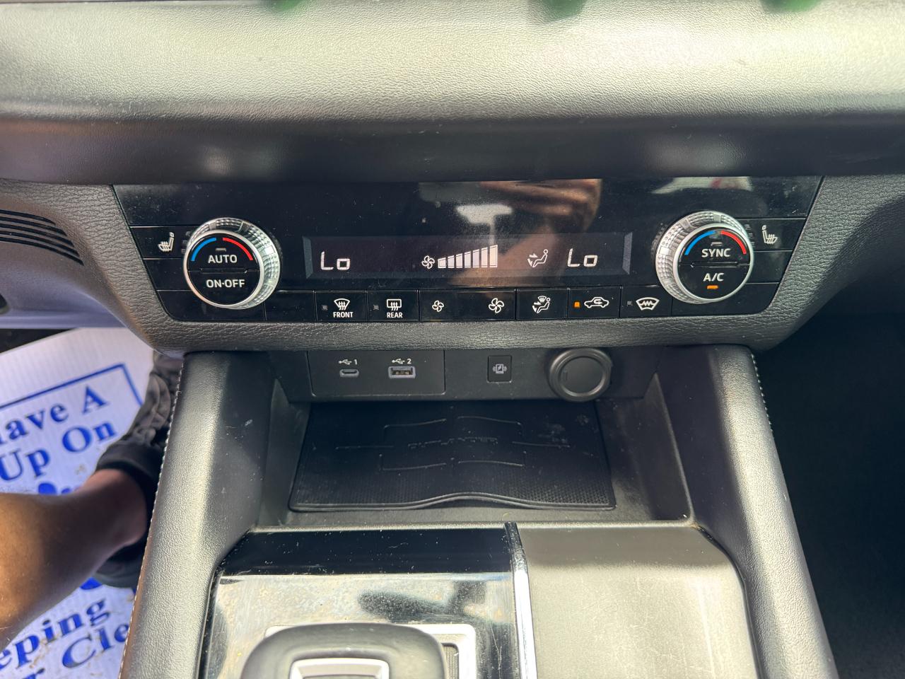Mitsubishi Outlander SE 4WD 2022