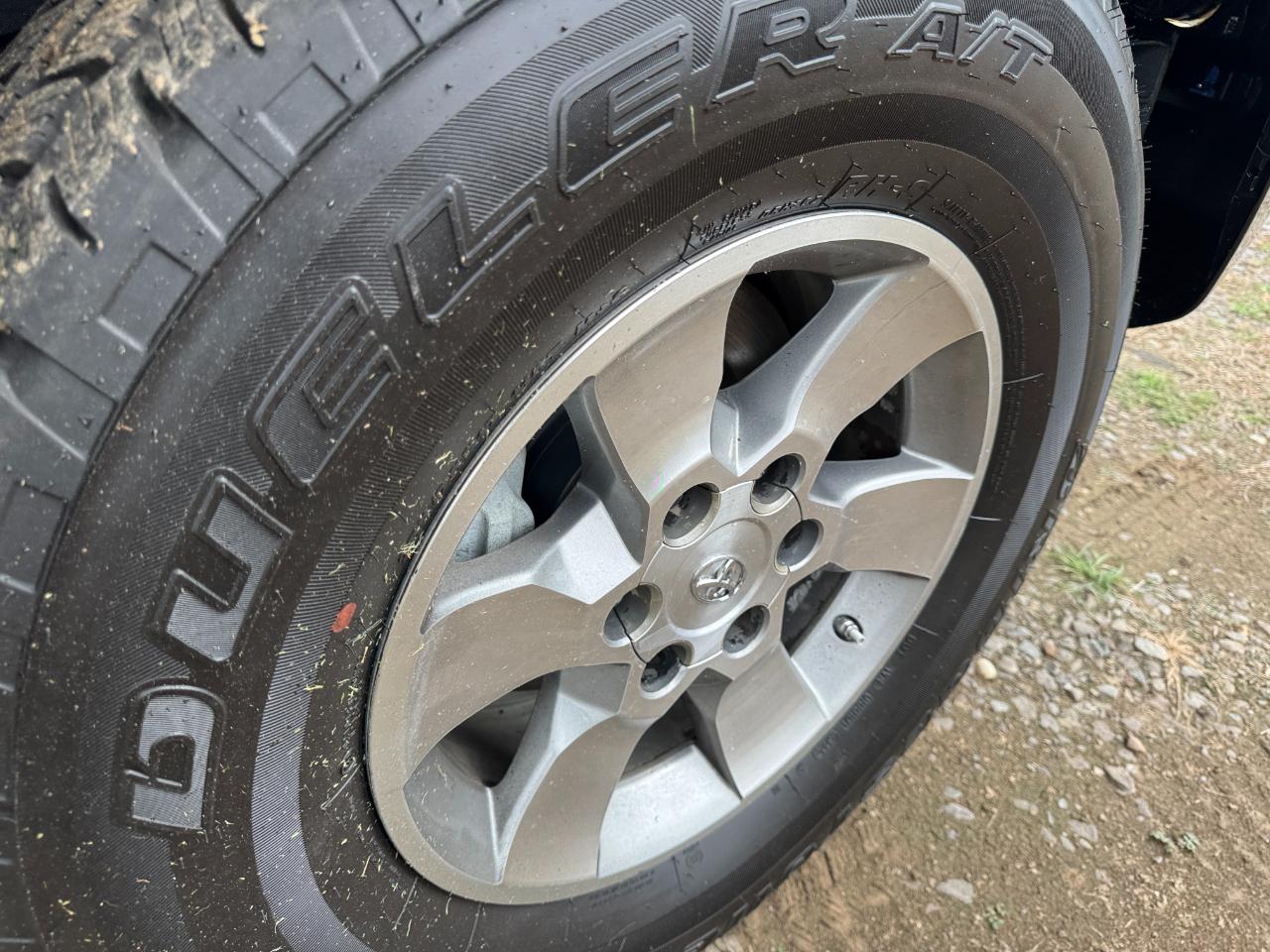 Toyota 4Runner SR5 2WD 2013