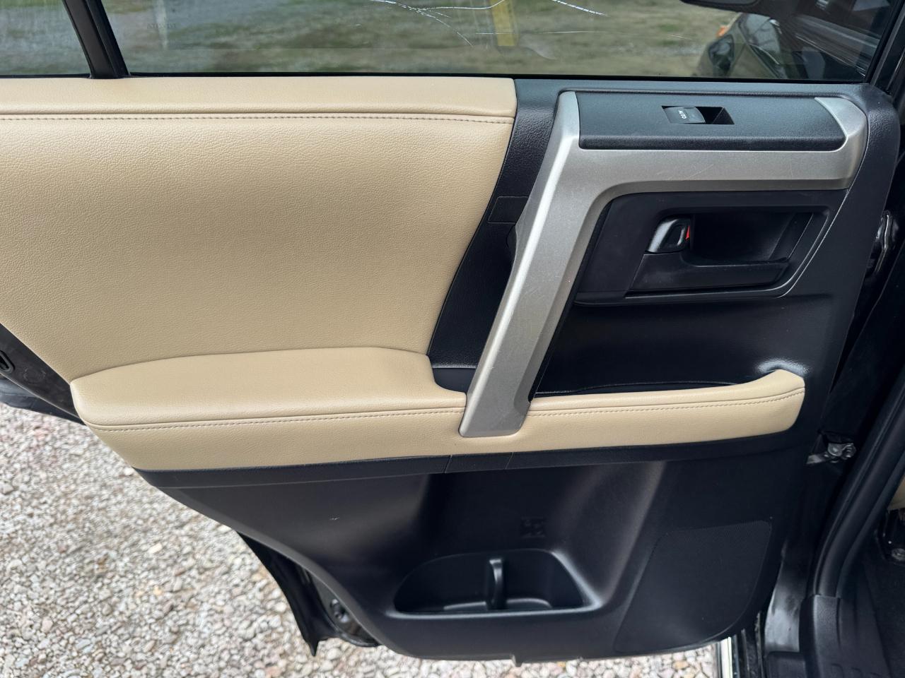 Toyota 4Runner SR5 2WD 2013