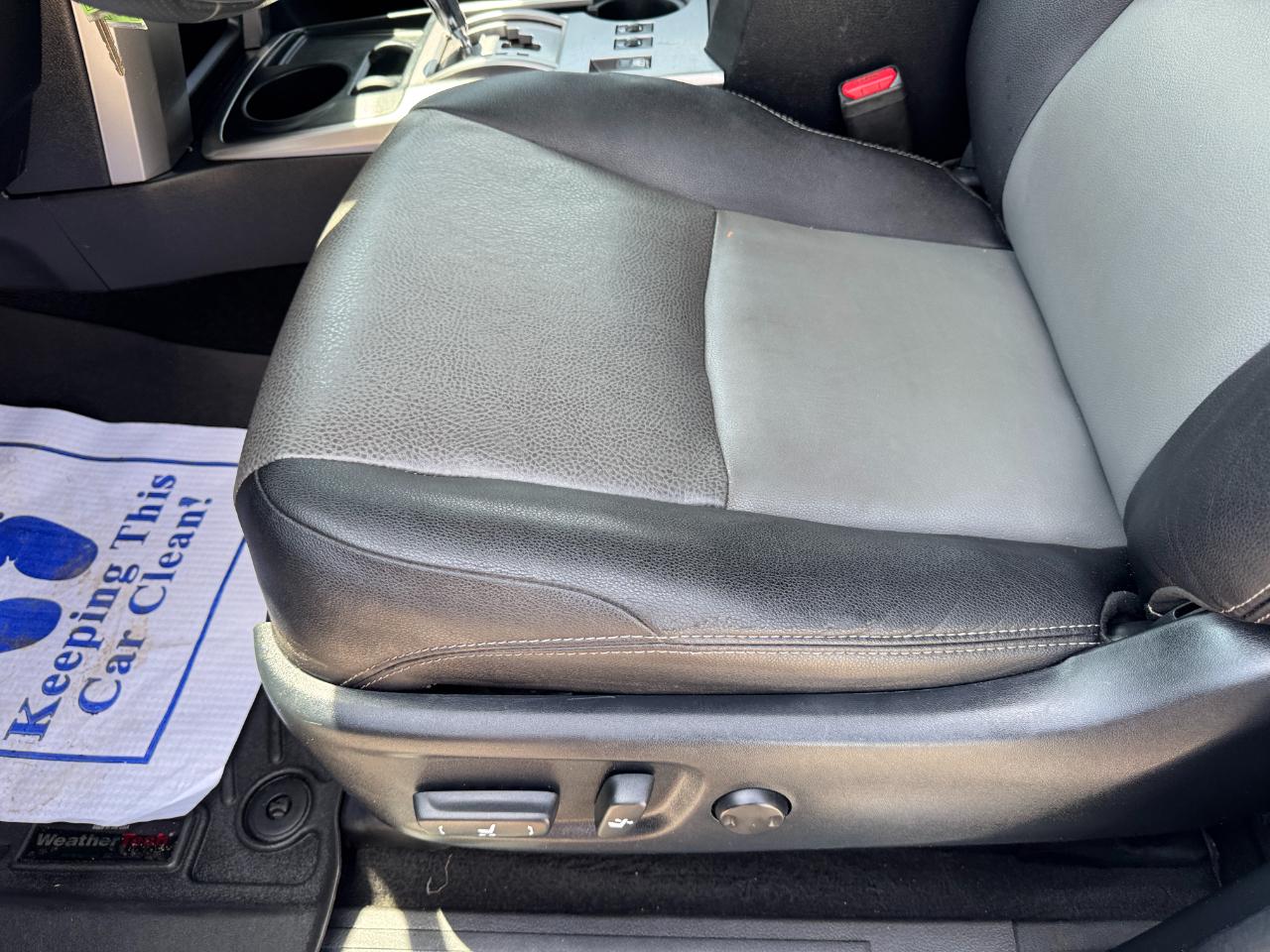 Toyota 4Runner SR5 Premium 2WD (Natl) 2016