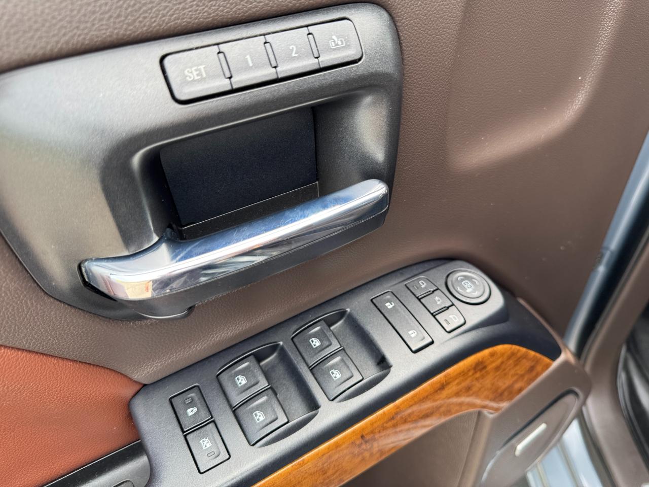Chevrolet Silverado 2500HD High Country 4WD 2016