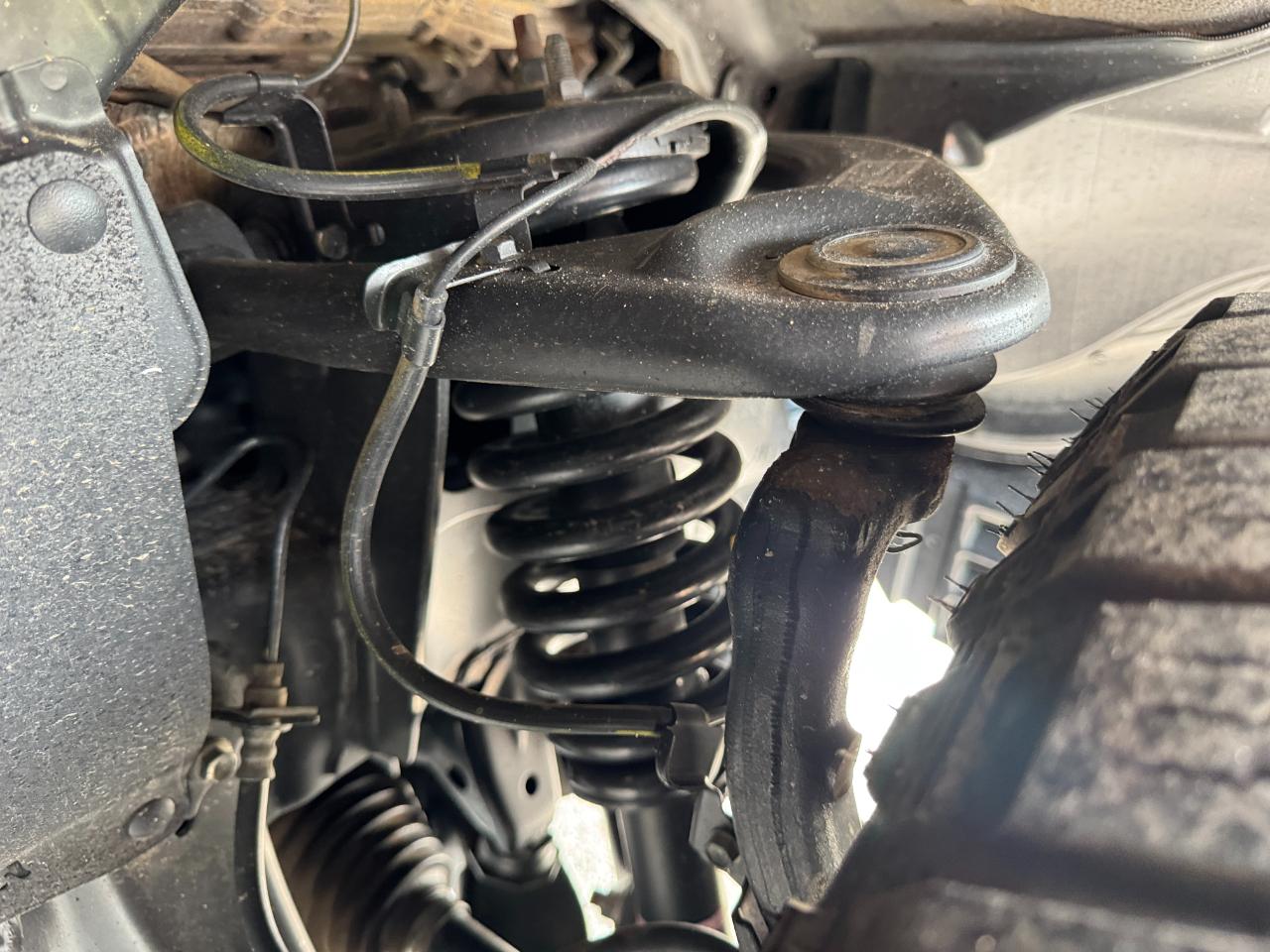 Toyota Tundra SR5 5.7L V8 FFV CrewMax 4WD 2017