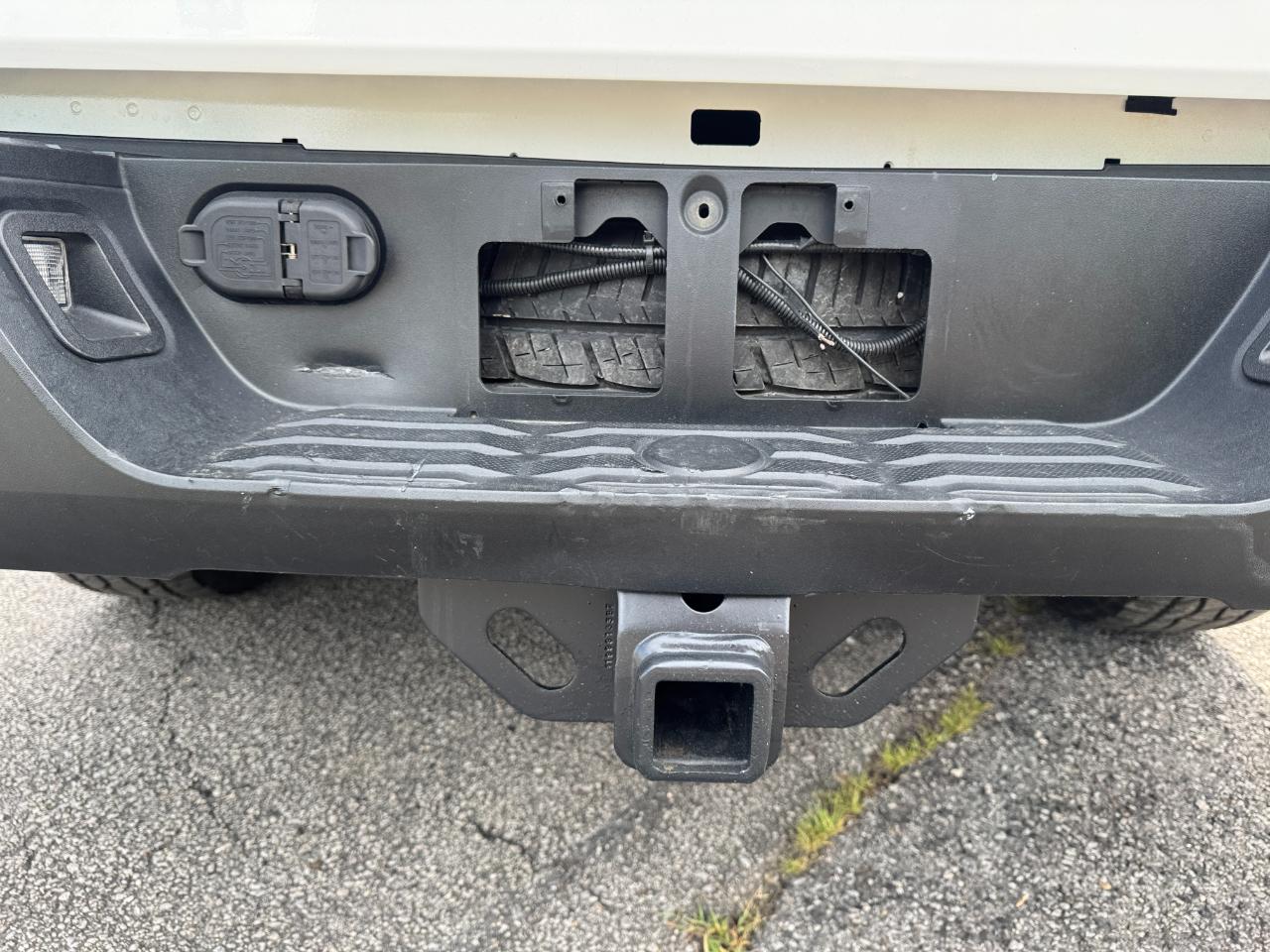 Toyota Tundra SR5 5.7L V8 FFV CrewMax 4WD 2017