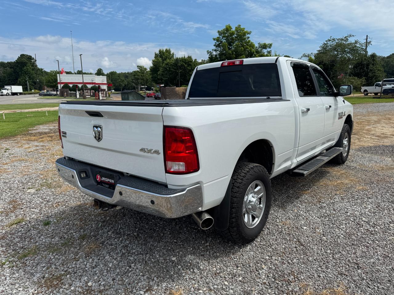 RAM 2500 SLT Crew Cab SWB 4WD 2018
