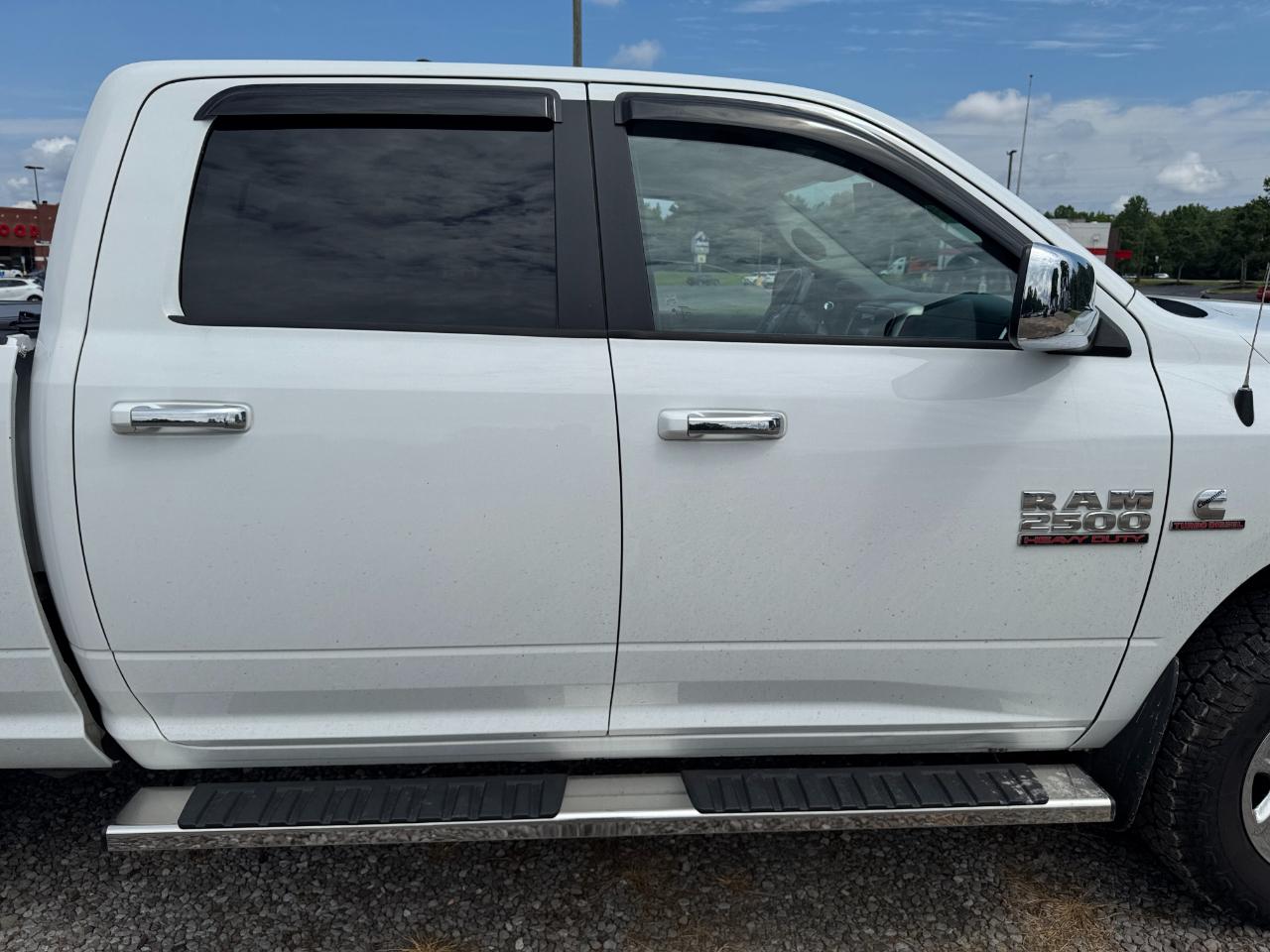 RAM 2500 SLT Crew Cab SWB 4WD 2018
