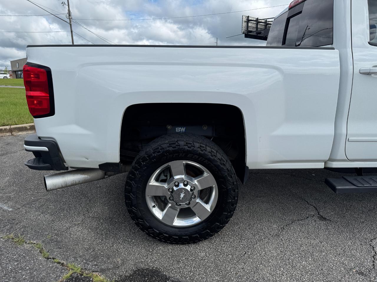 Chevrolet Silverado 2500HD LT Crew Cab 4WD 2015