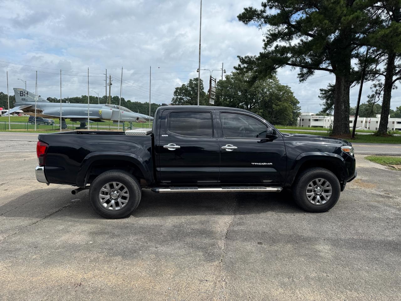 Toyota Tacoma SR5 Double Cab Long Bed V6 6AT 4WD 2018