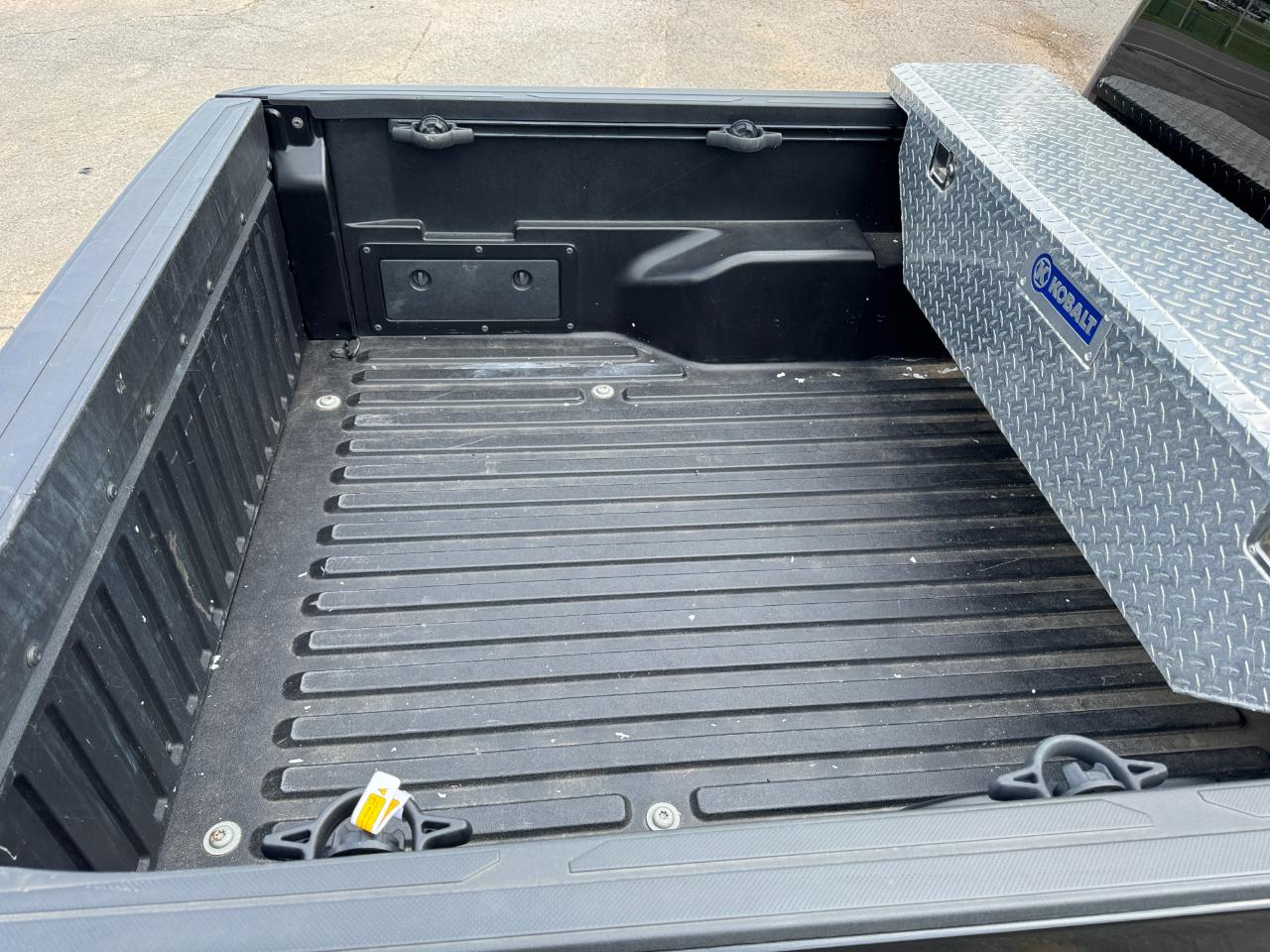 Toyota Tacoma SR5 Double Cab Long Bed V6 6AT 4WD 2018