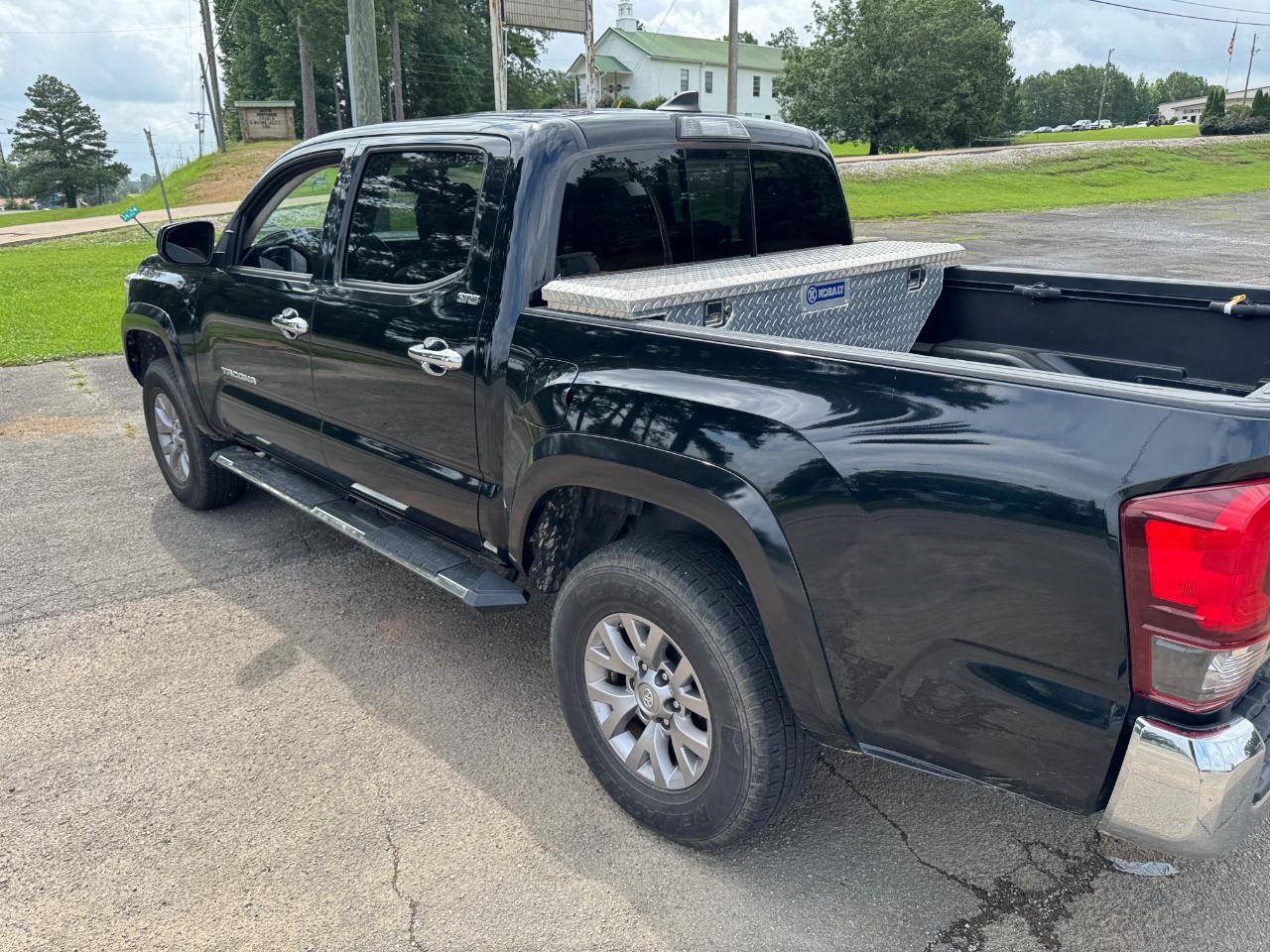 Toyota Tacoma SR5 Double Cab Long Bed V6 6AT 4WD 2018