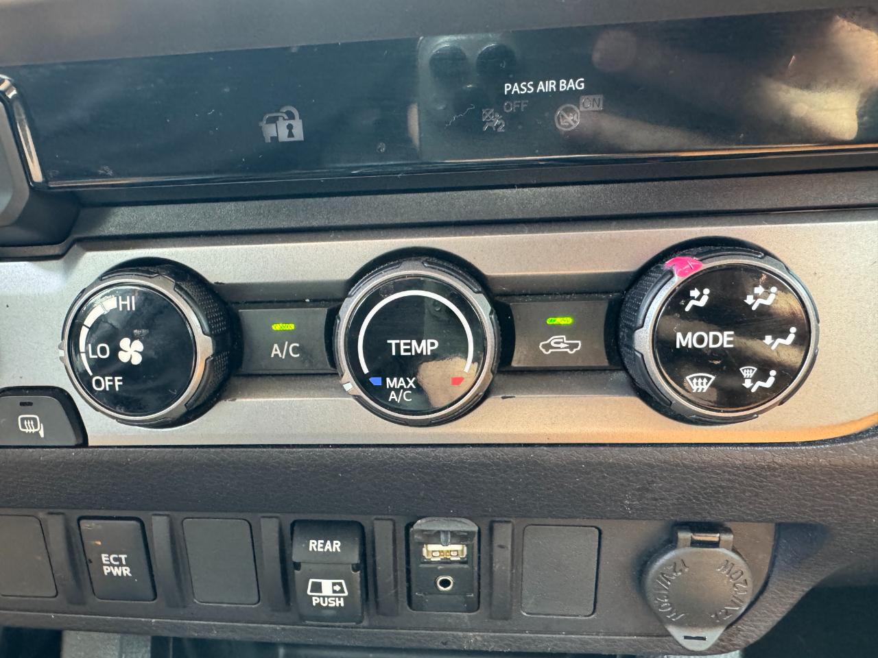 Toyota Tacoma SR5 Double Cab Long Bed V6 6AT 4WD 2018