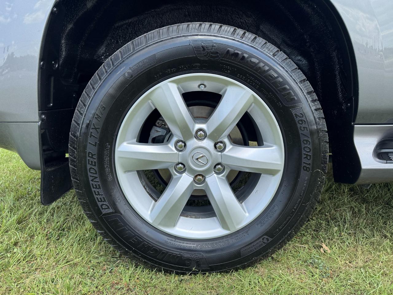 Lexus GX 460 Sport Utility 2012