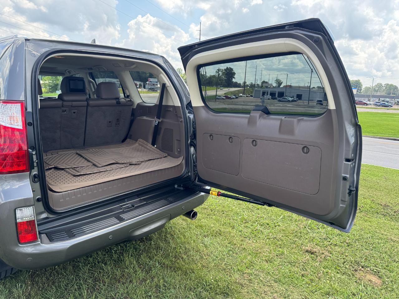 Lexus GX 460 Sport Utility 2012