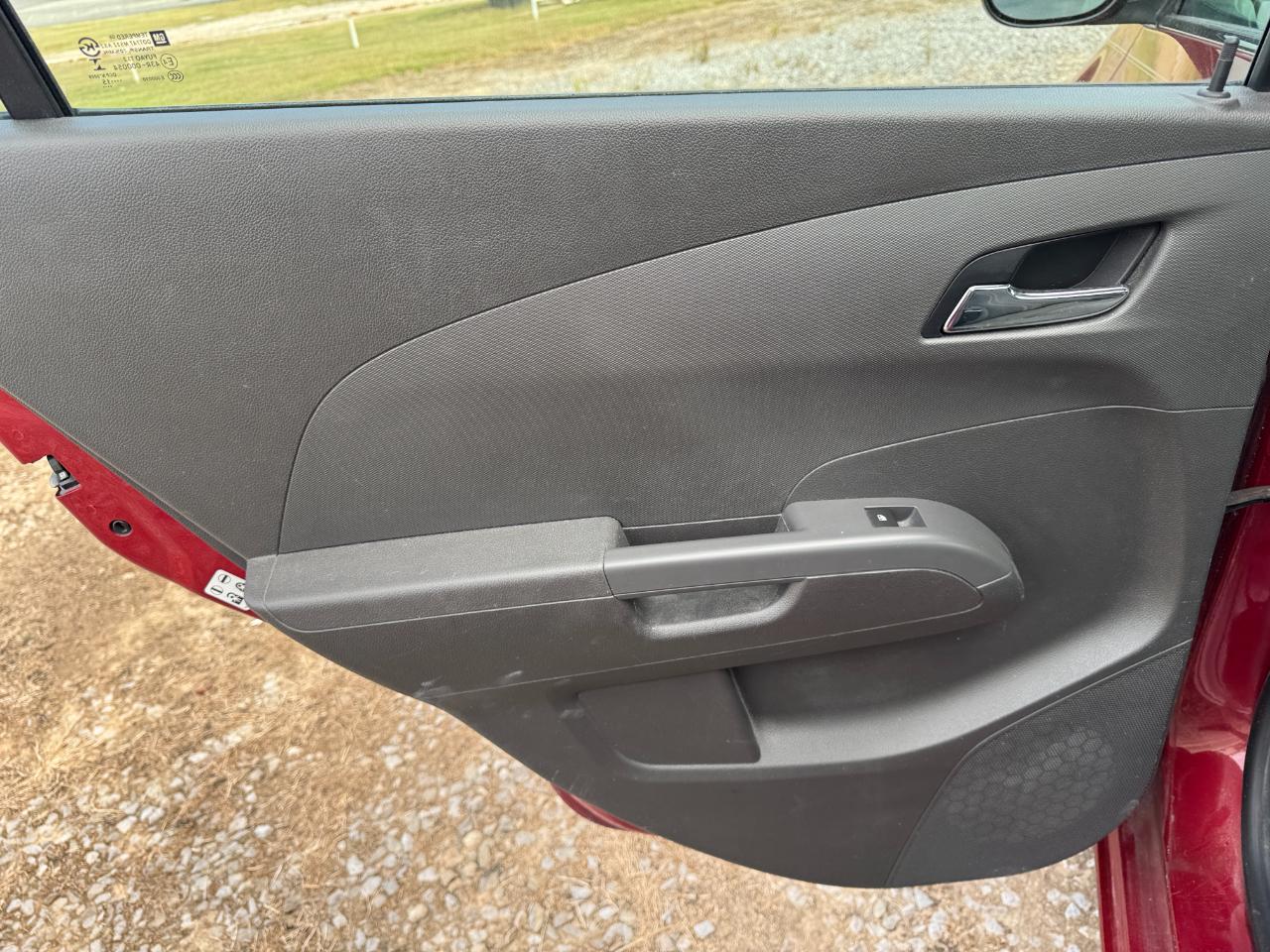 Chevrolet Sonic LT Auto Sedan 2015