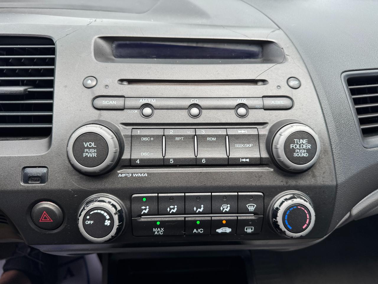 Honda Civic LX Coupe 5-Speed AT 2010
