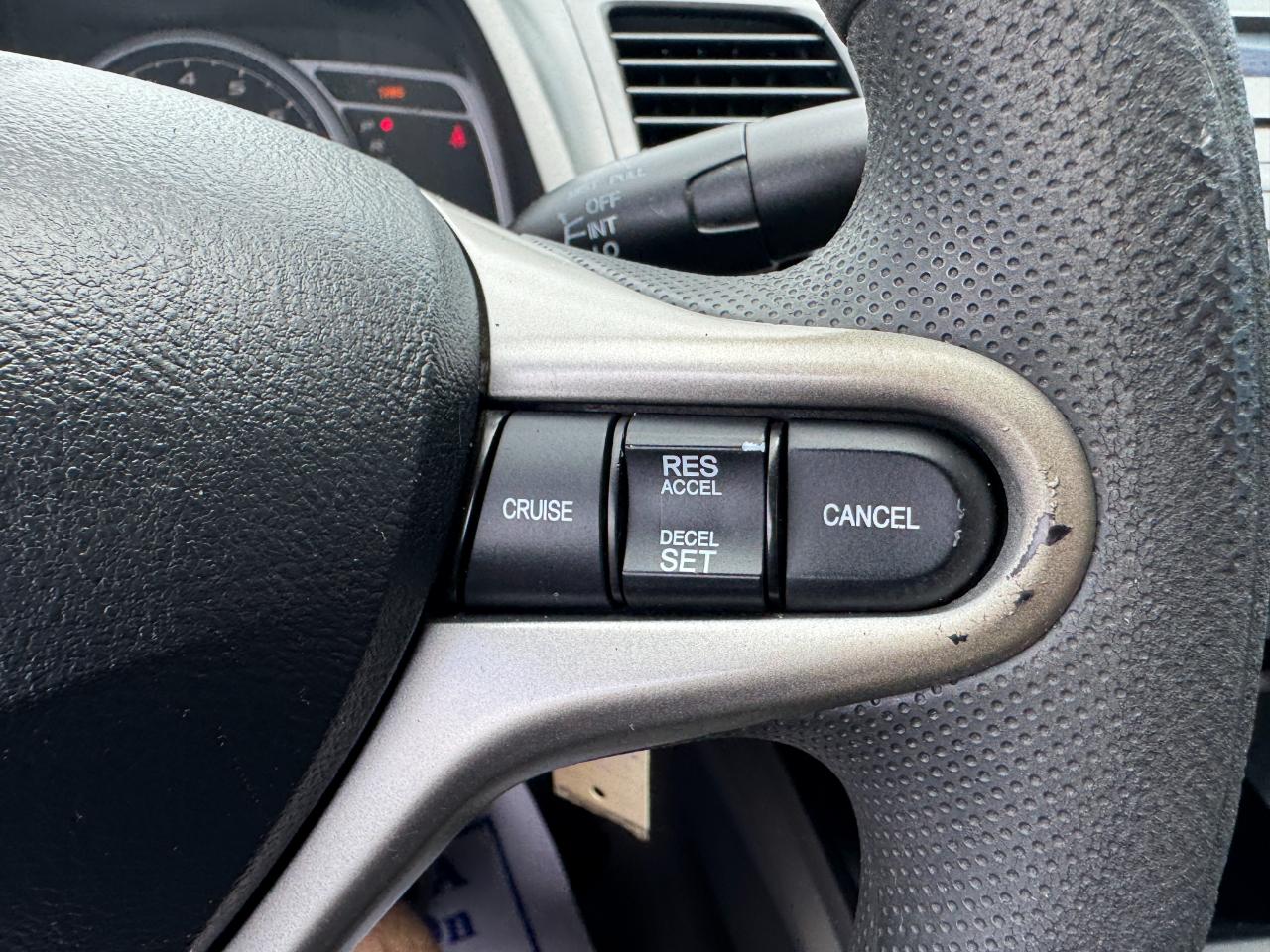 Honda Civic LX Coupe 5-Speed AT 2010