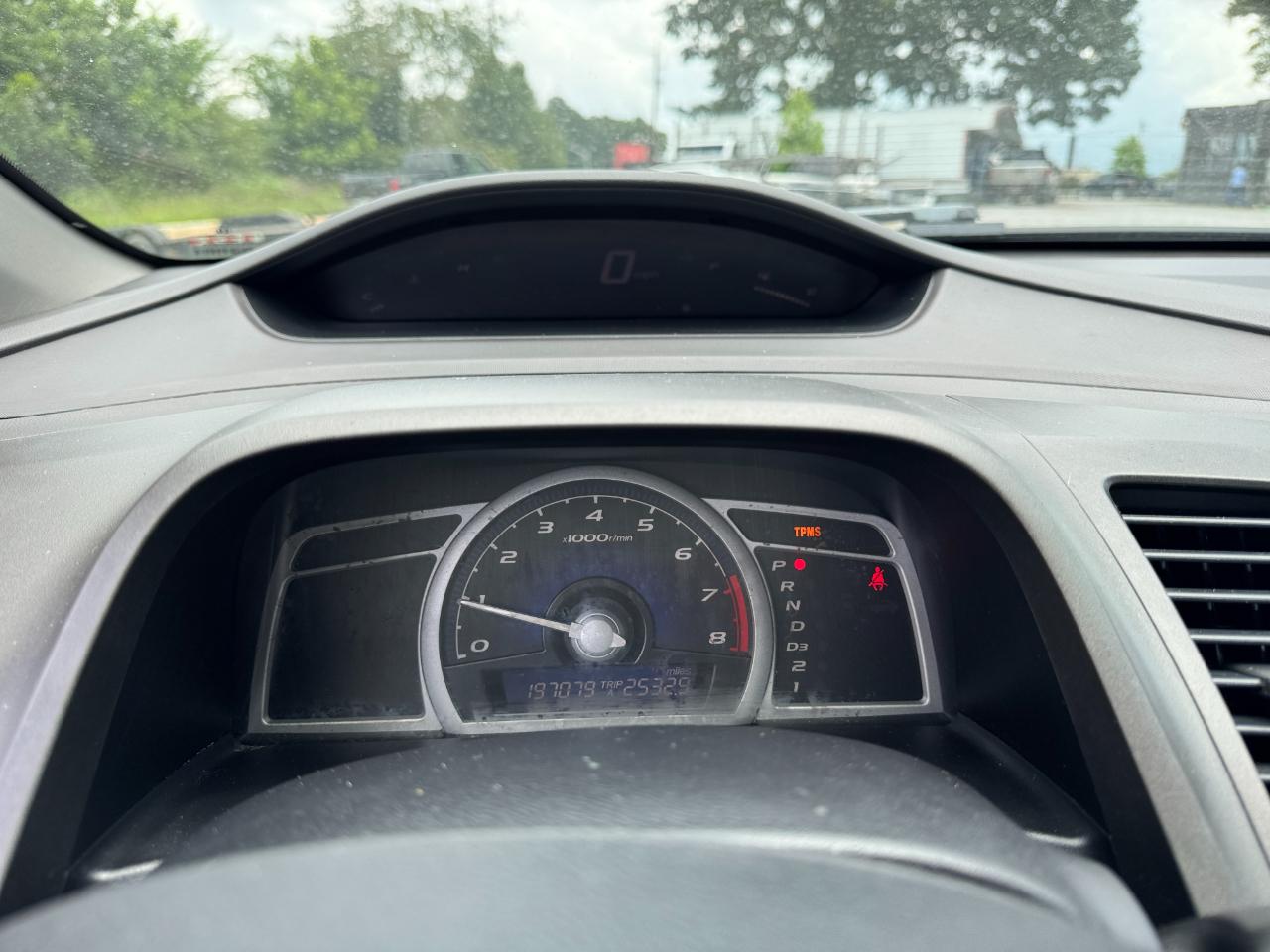 Honda Civic LX Coupe 5-Speed AT 2010