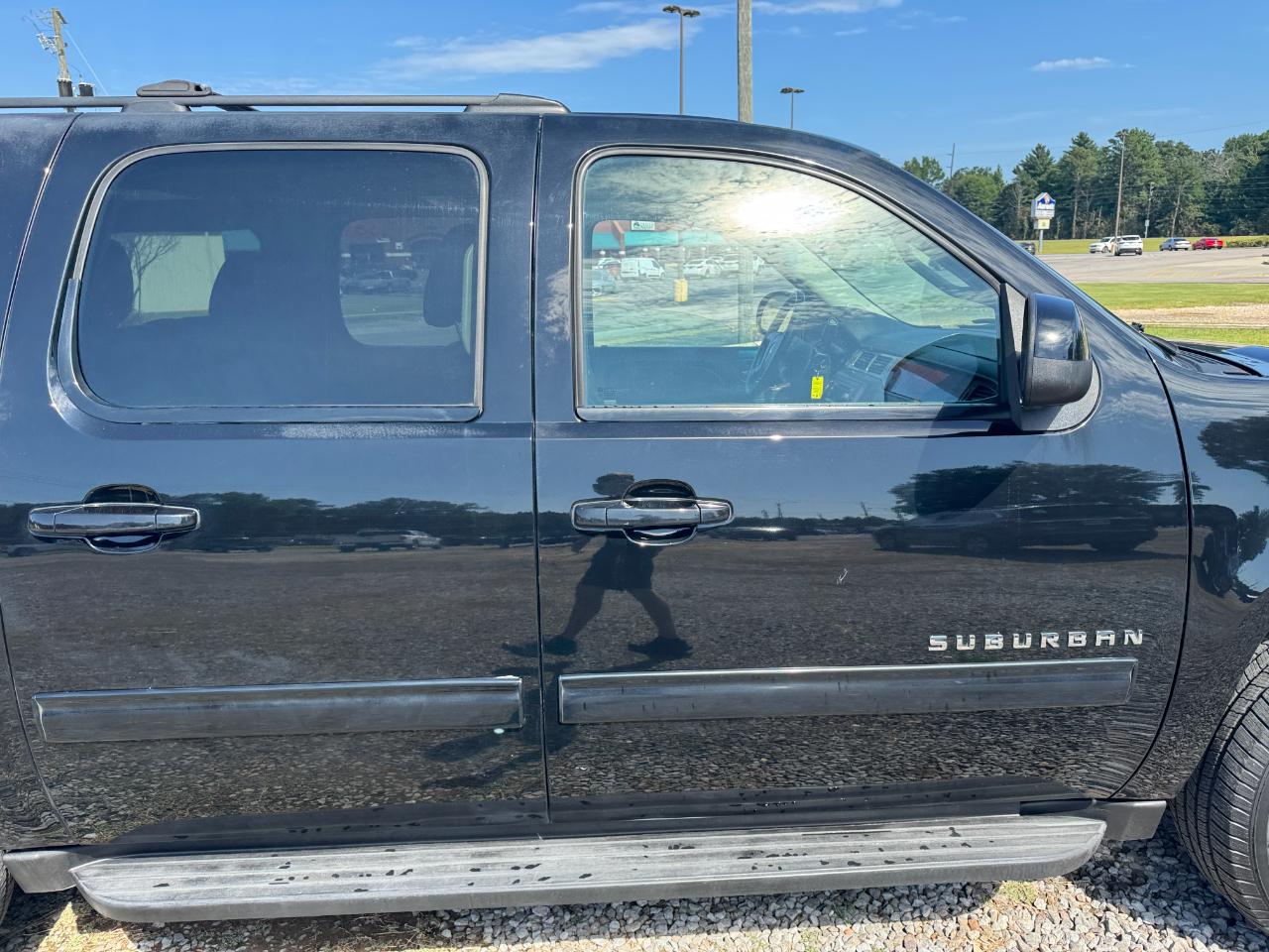 Chevrolet Suburban LT 1500 2WD 2014
