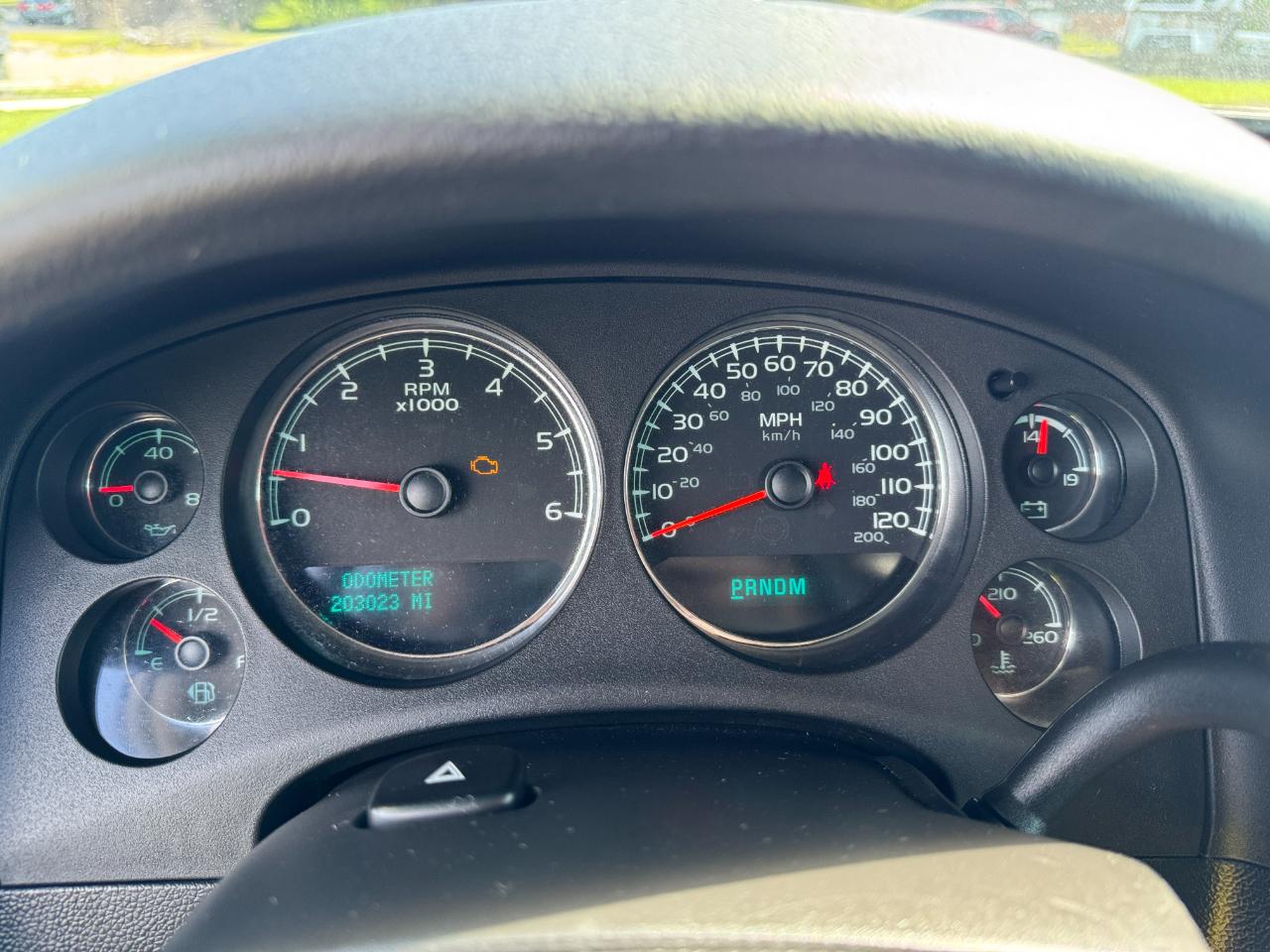 Chevrolet Suburban LT 1500 2WD 2014