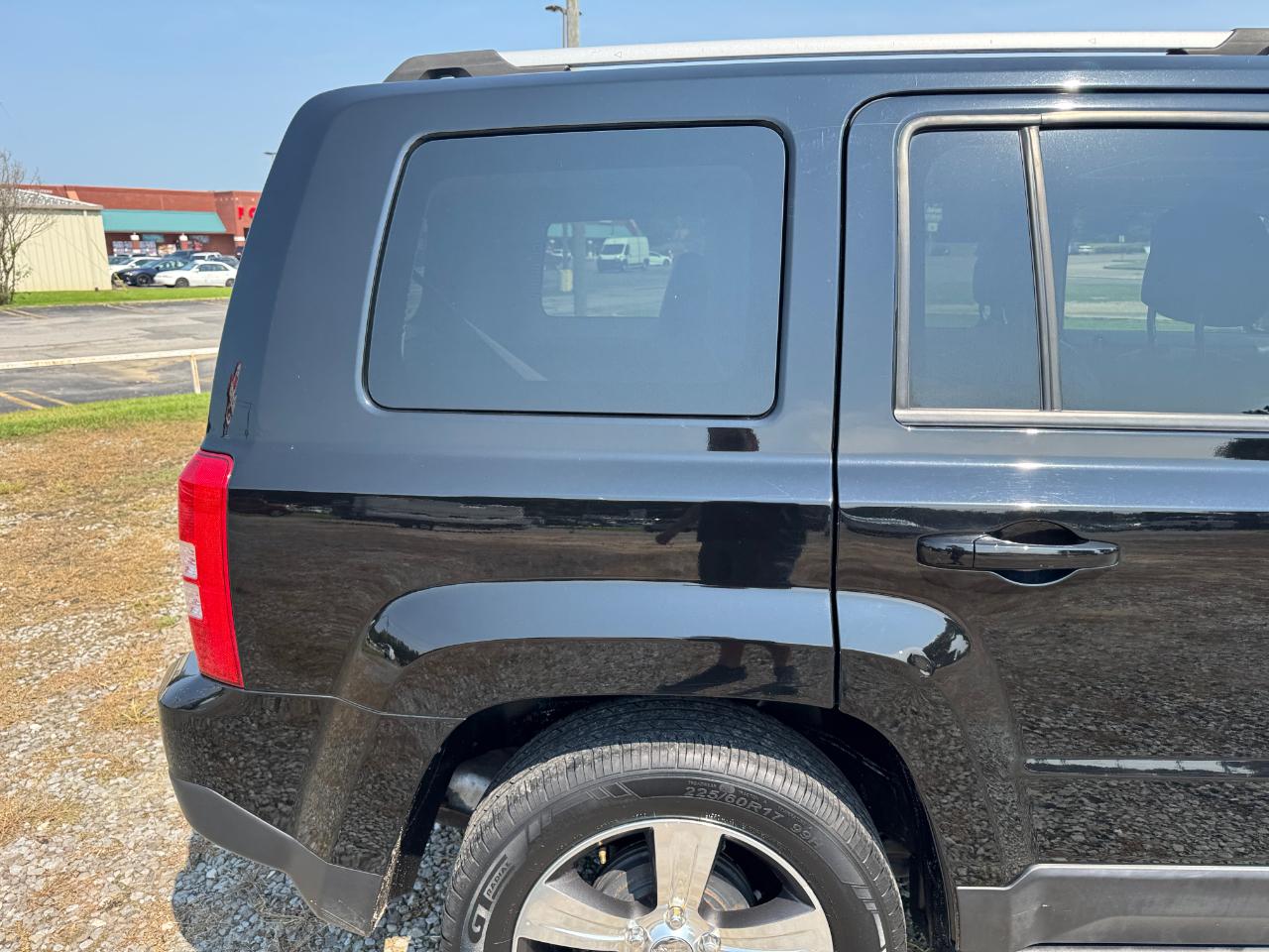 Jeep Patriot Latitude 2WD 2016