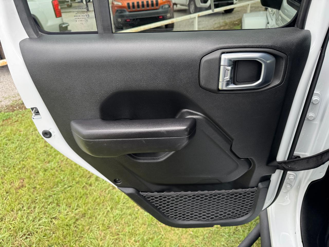 Jeep Gladiator Sport 2021
