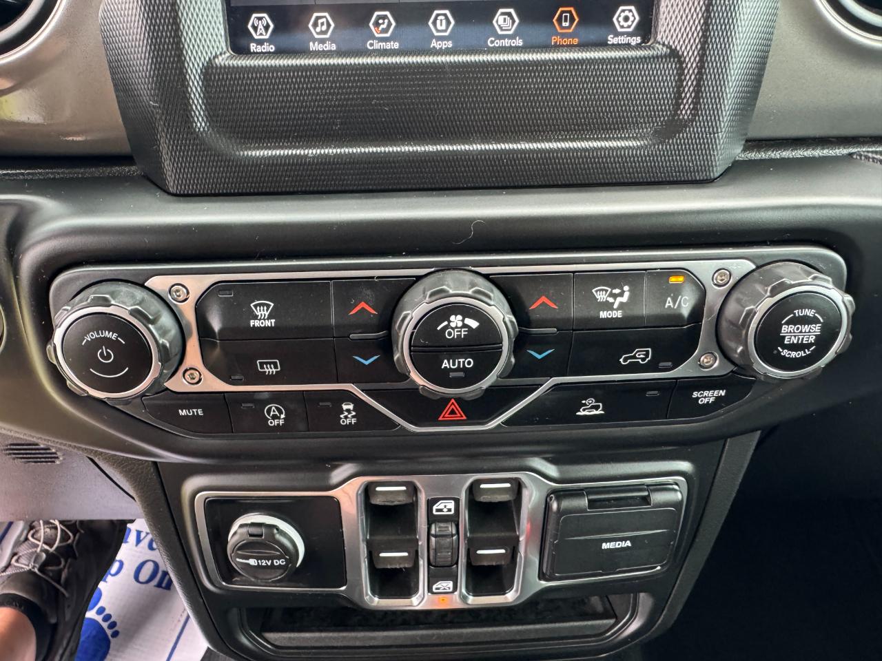 Jeep Gladiator Sport 2021