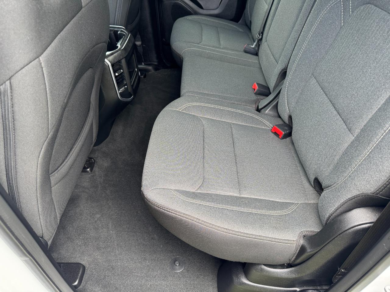 RAM 1500 Big Horn Quad Cab 4WD 2021