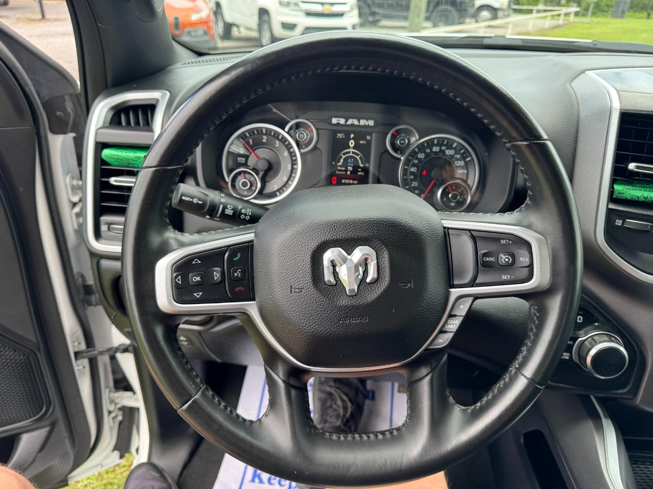 RAM 1500 Big Horn Quad Cab 4WD 2021