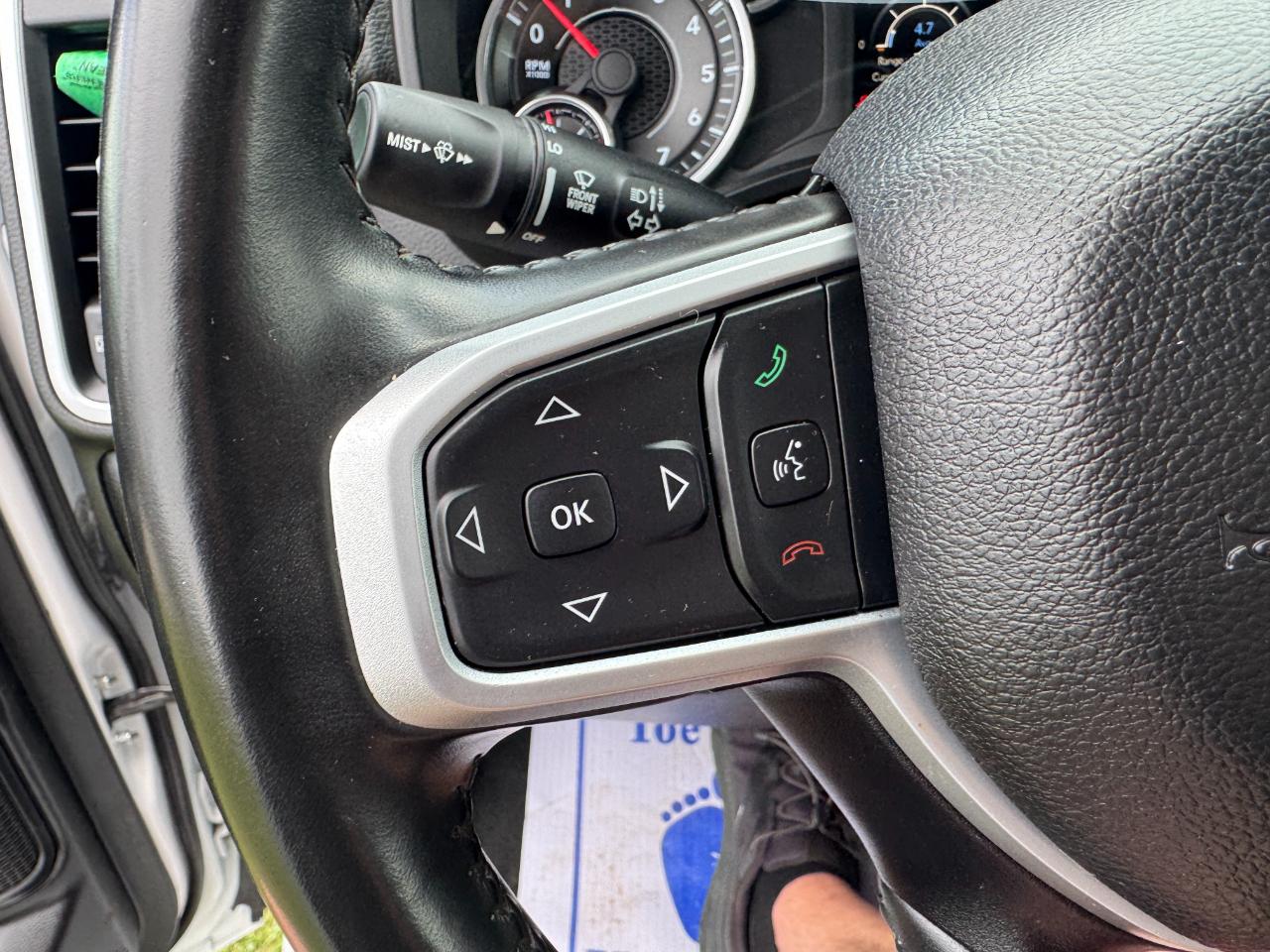 RAM 1500 Big Horn Quad Cab 4WD 2021