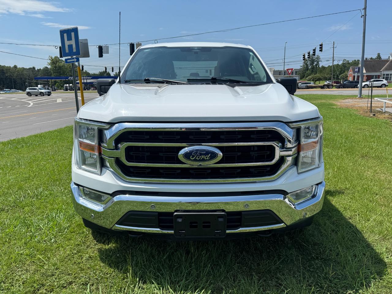 Ford F-150 XLT SuperCrew 5.5-ft. Bed 4WD 2023