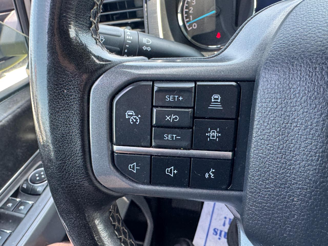 Ford F-150 XLT SuperCrew 5.5-ft. Bed 4WD 2023