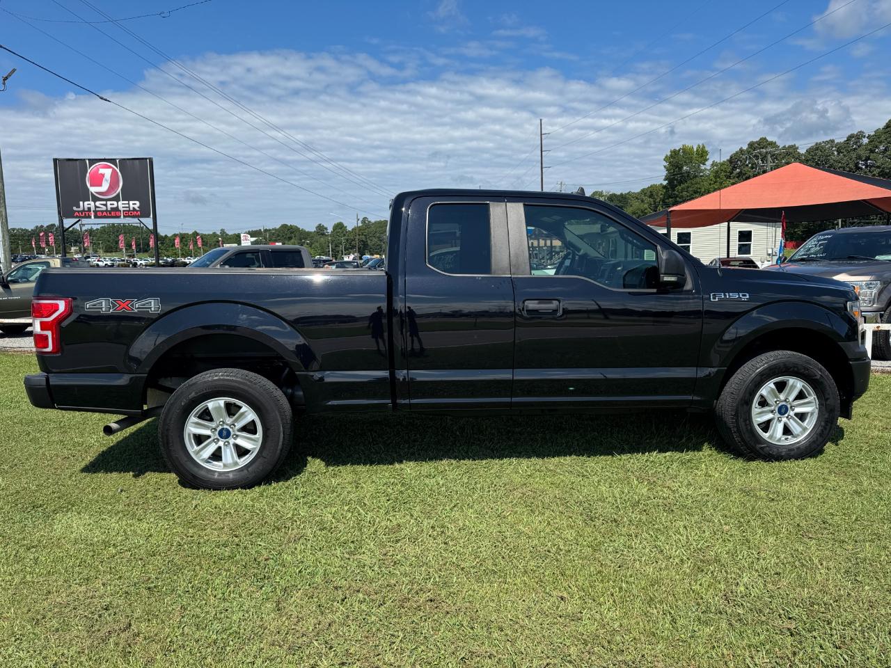 Ford F-150 XL SuperCab 8-ft. Bed 4WD 2020