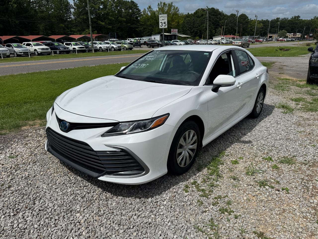 Toyota Camry Hybrid LE 2023