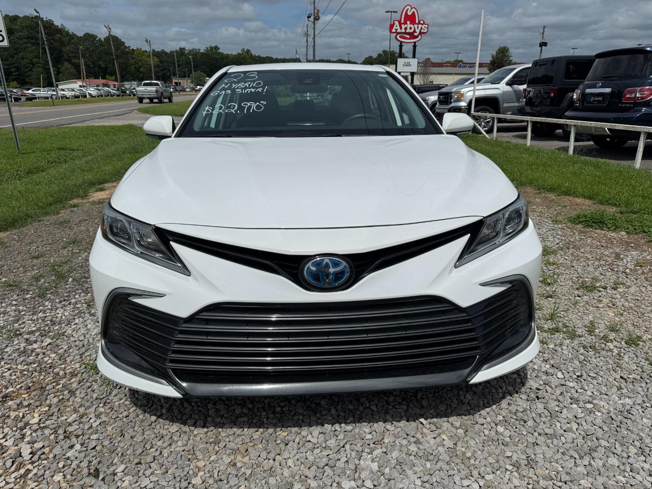 Toyota Camry Hybrid LE 2023
