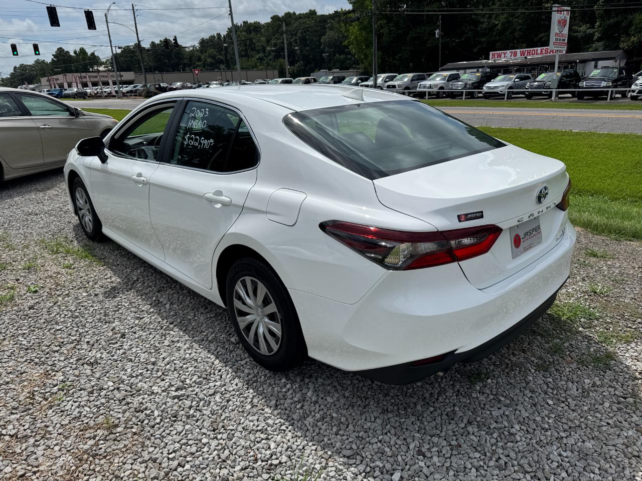 Toyota Camry Hybrid LE 2023