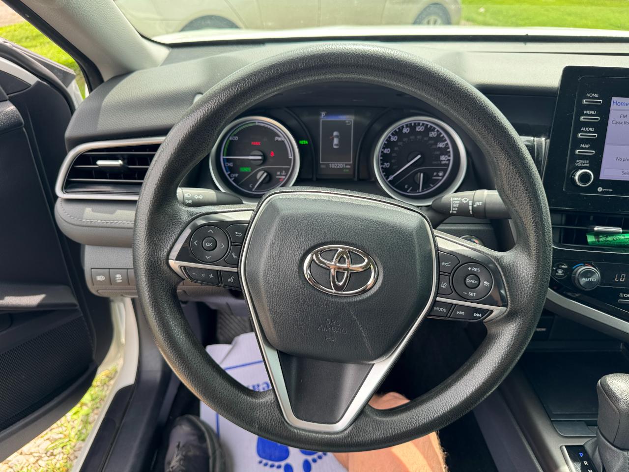 Toyota Camry Hybrid LE 2023