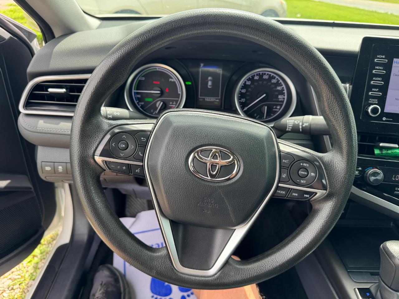 Toyota Camry Hybrid LE 2023