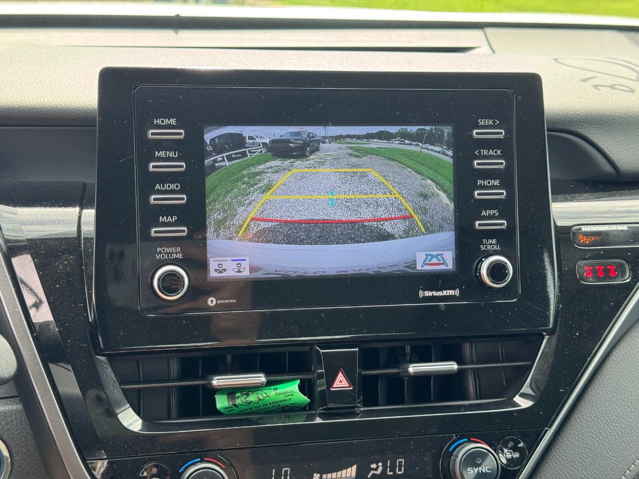 Toyota Camry Hybrid LE 2023